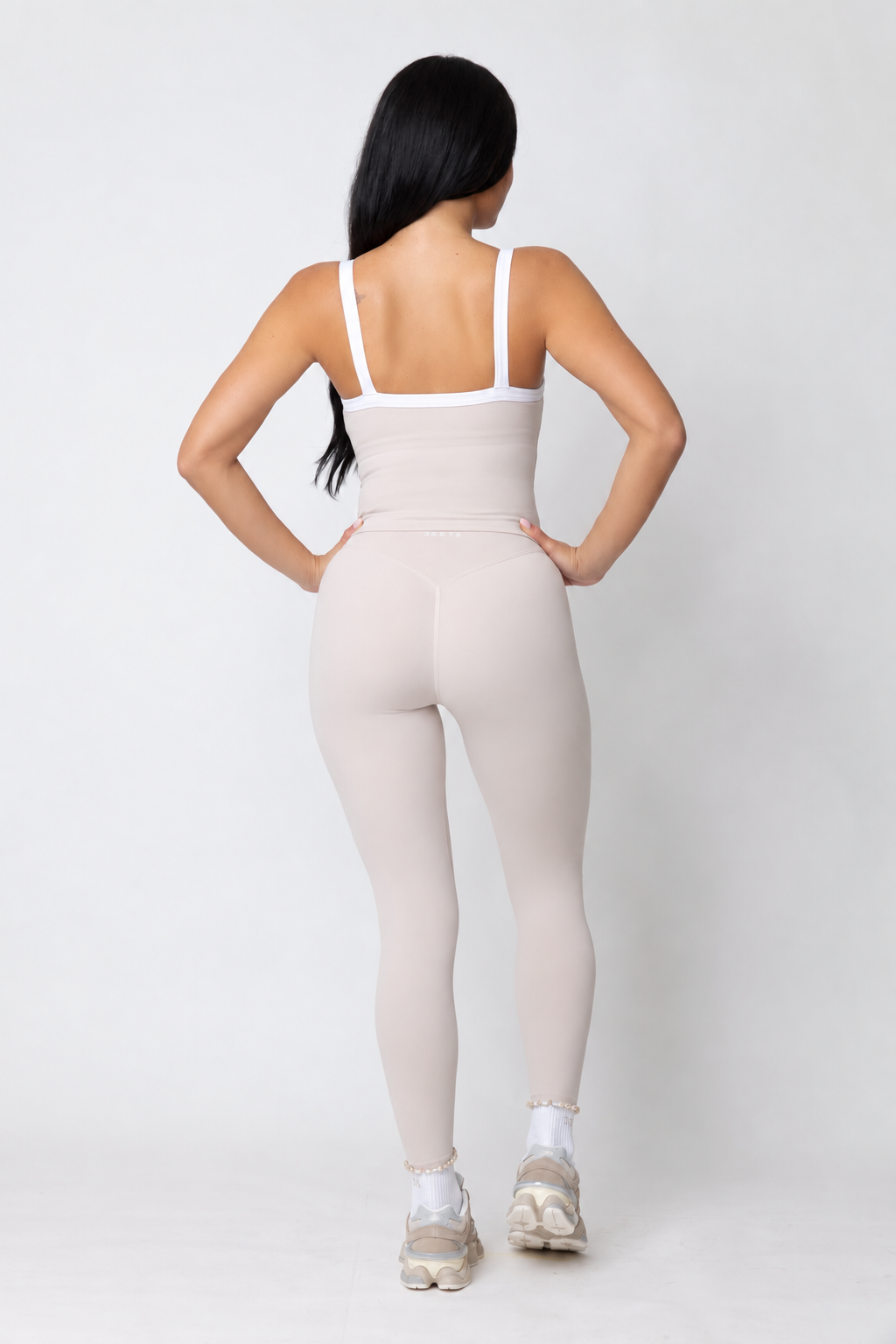 SOFT FLOW - CONTRAST TANK | COCONUT CREAM