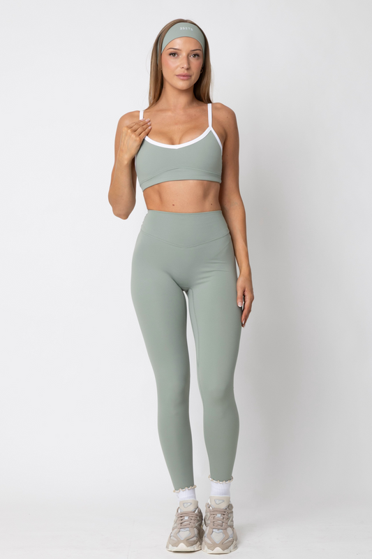 SOFT FLOW - SIGNATURE LEGGINGS MATCHA CLOUD