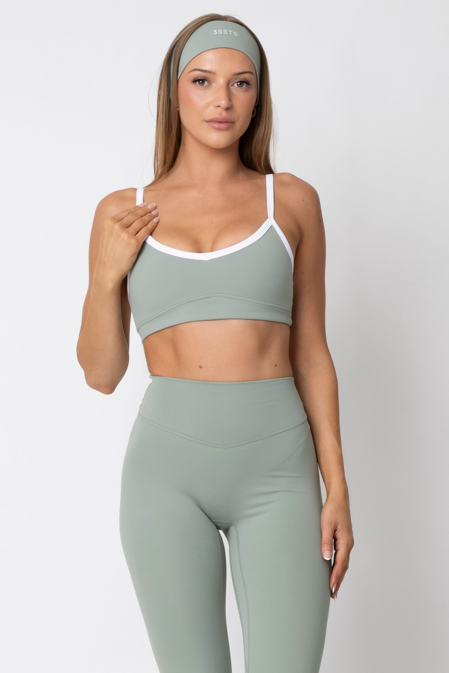 SOFT FLOW - CONTRAST MINI V-BRA | MATCHA CLOUD
