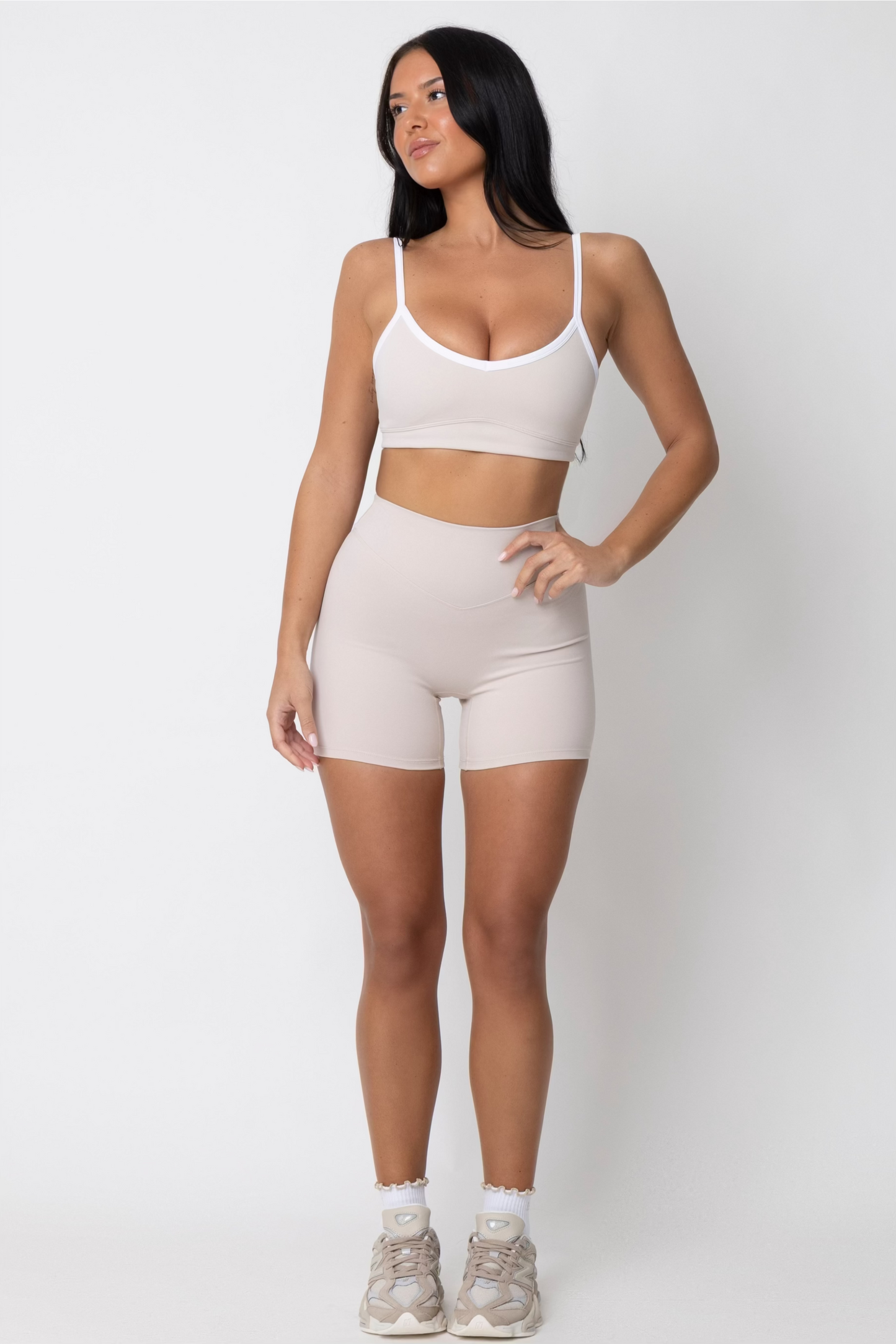 SOFT FLOW - SIGNATURE SHORTS COCONUT CREAM